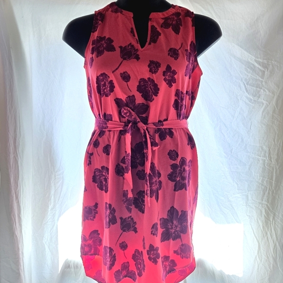 Pretty Floral Print Dress - Picture 1 of 8